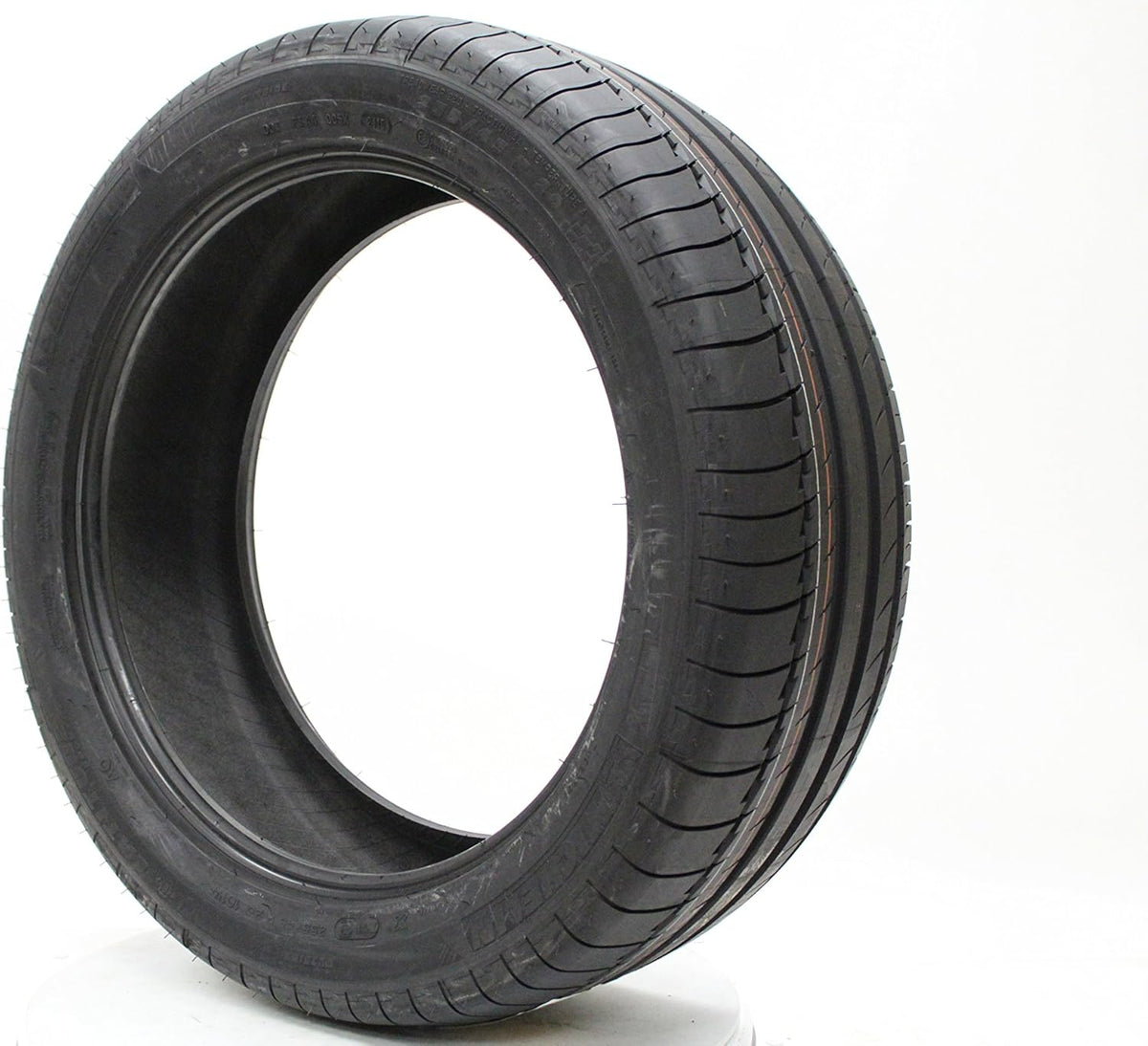 275/45R21 110Y Radial Tire Q5362