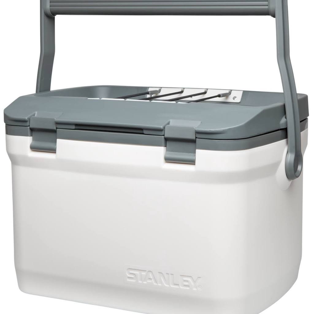 16 Quart Outdoor Cooler, Green B51642